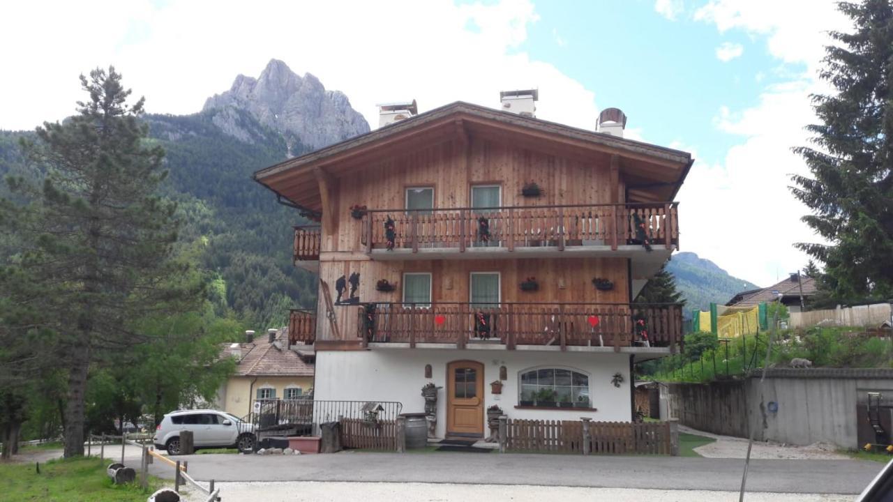 Ciasa Ciampedie Vigo di Fassa Bagian luar foto